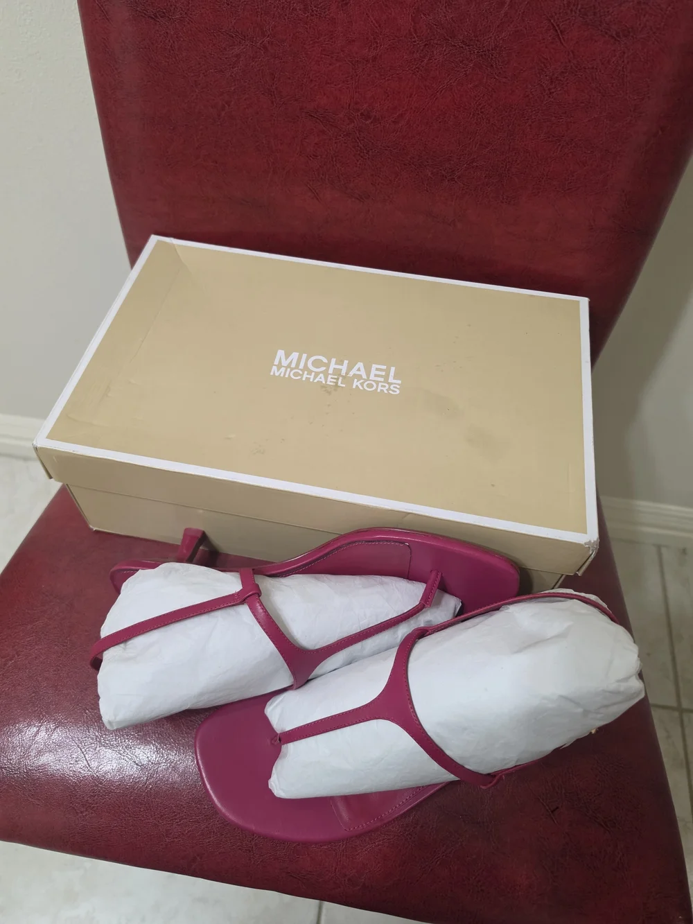 Michael Kors Fuchsia Pink T-Strap Sandals with Gold Hardware